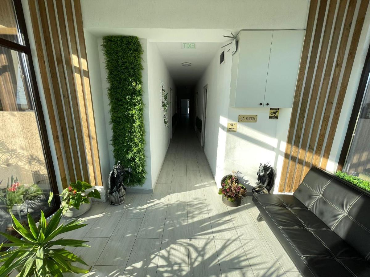 Pensiunea Prestige House Curtea de Argeş Exteriér fotografie