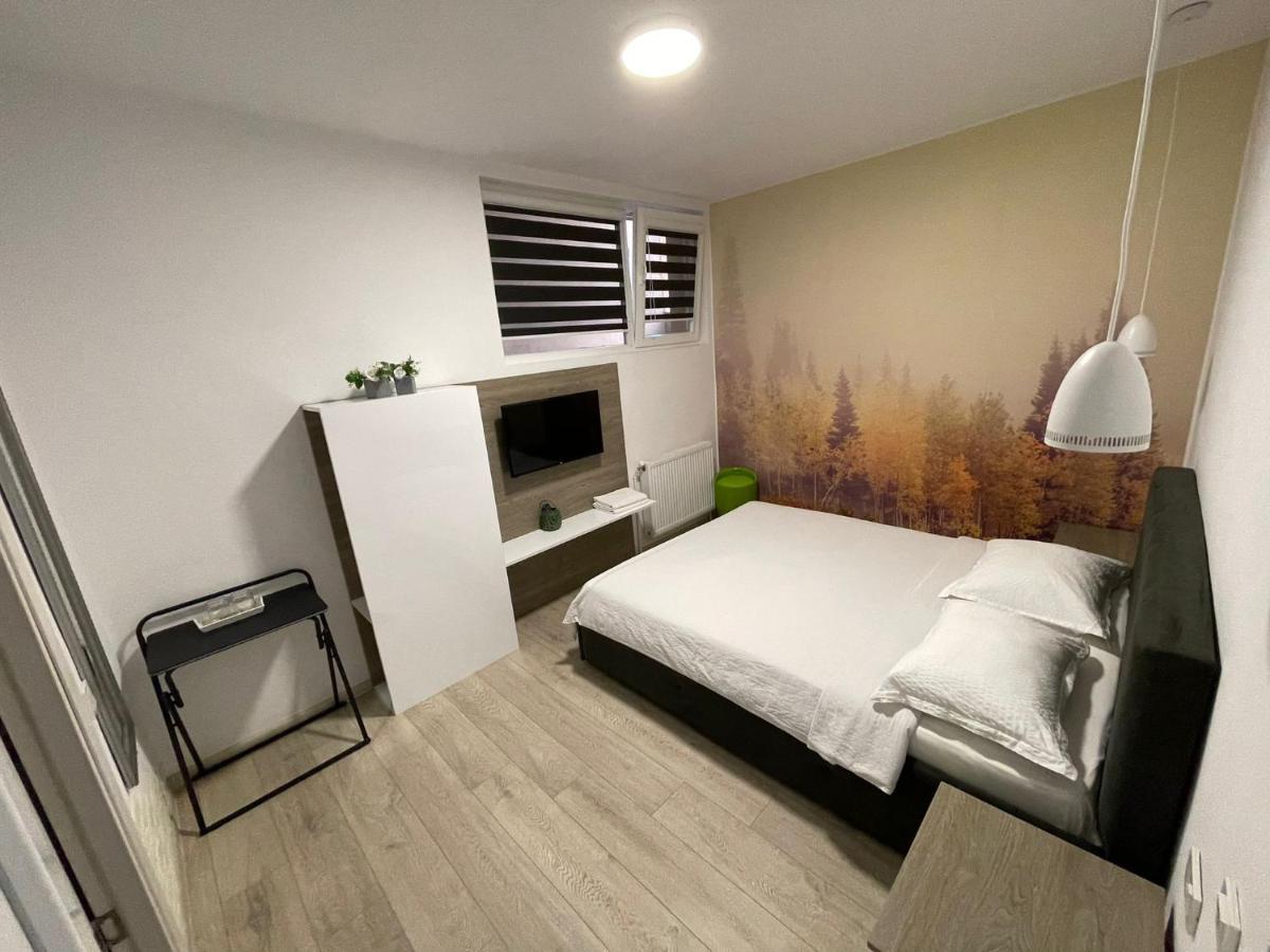 Pensiunea Prestige House Curtea de Argeş Exteriér fotografie