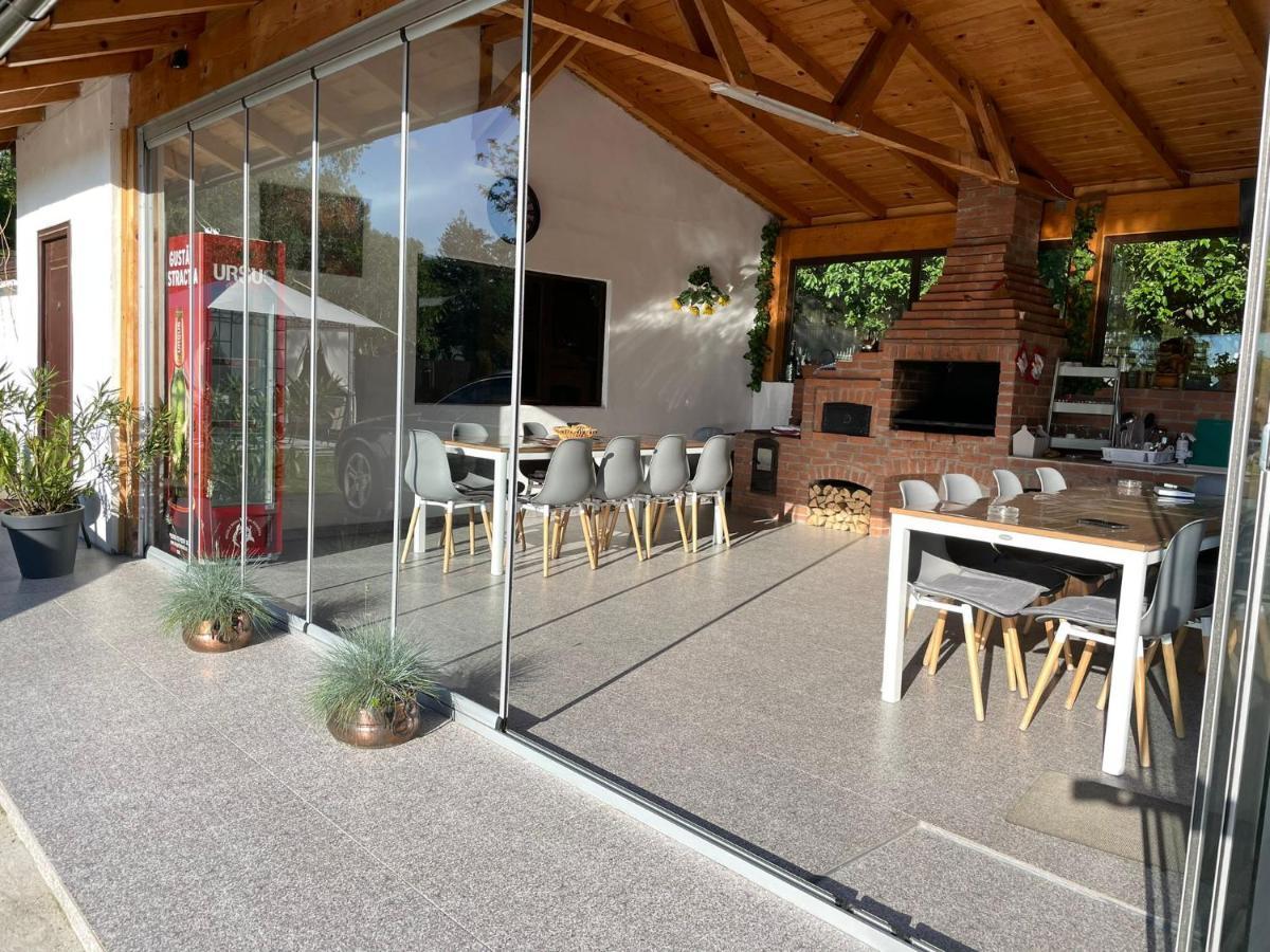 Pensiunea Prestige House Curtea de Argeş Exteriér fotografie